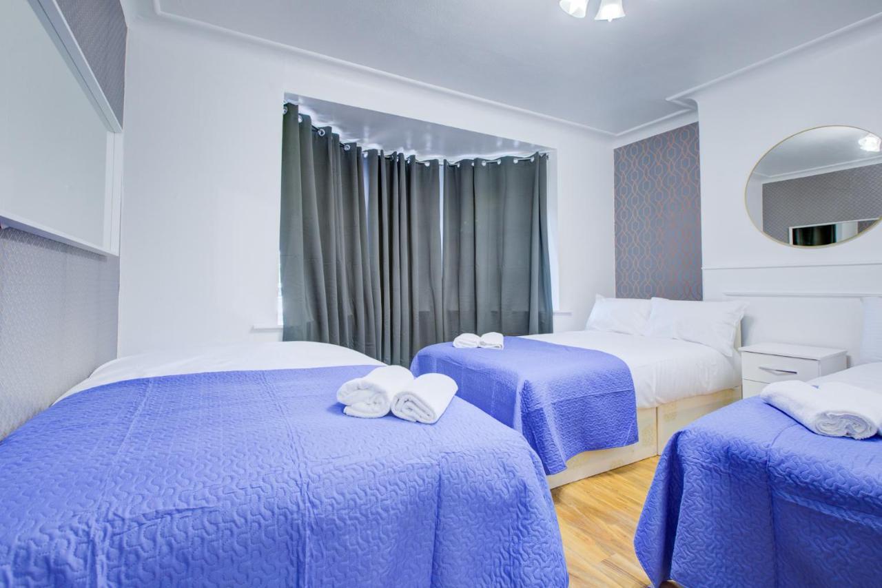 Twin Towerd Hotel ลอนดอน ภายนอก รูปภาพ