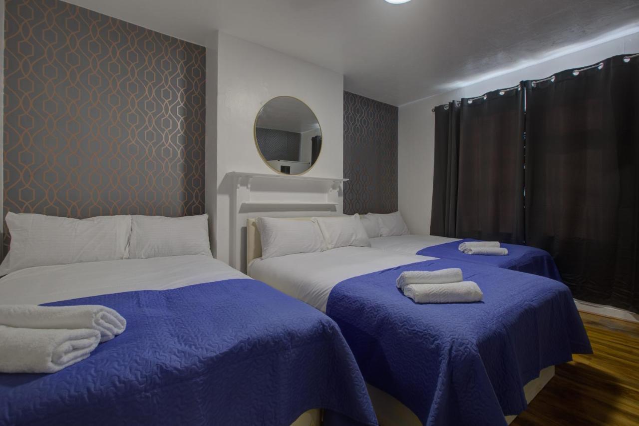 Twin Towerd Hotel ลอนดอน ภายนอก รูปภาพ