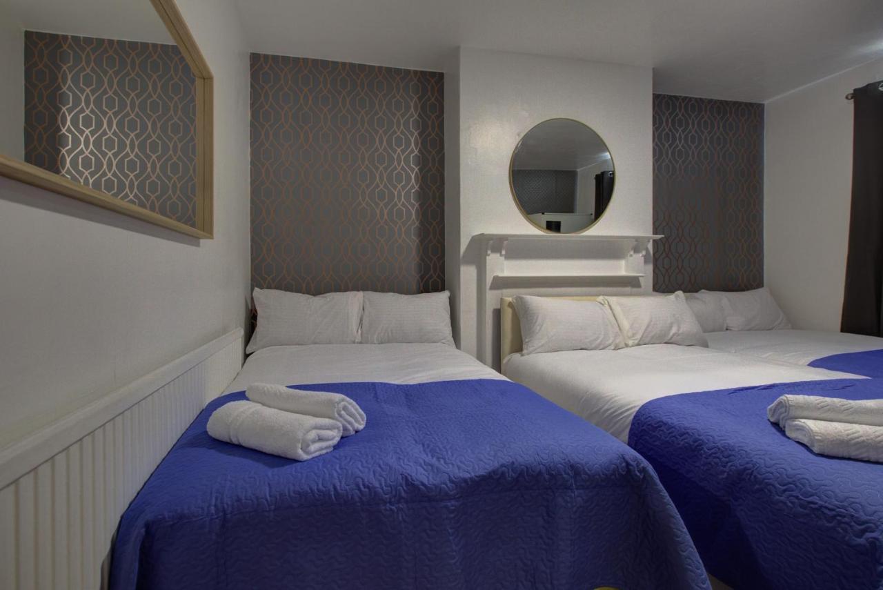 Twin Towerd Hotel ลอนดอน ภายนอก รูปภาพ